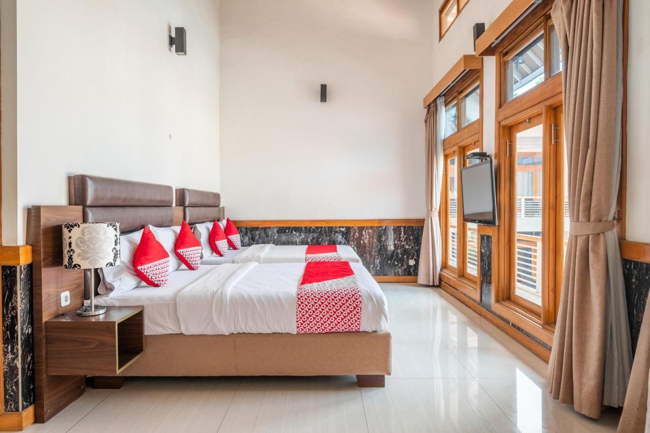 Oyo 1210 Nice Guesthouse Bandung Exterior foto