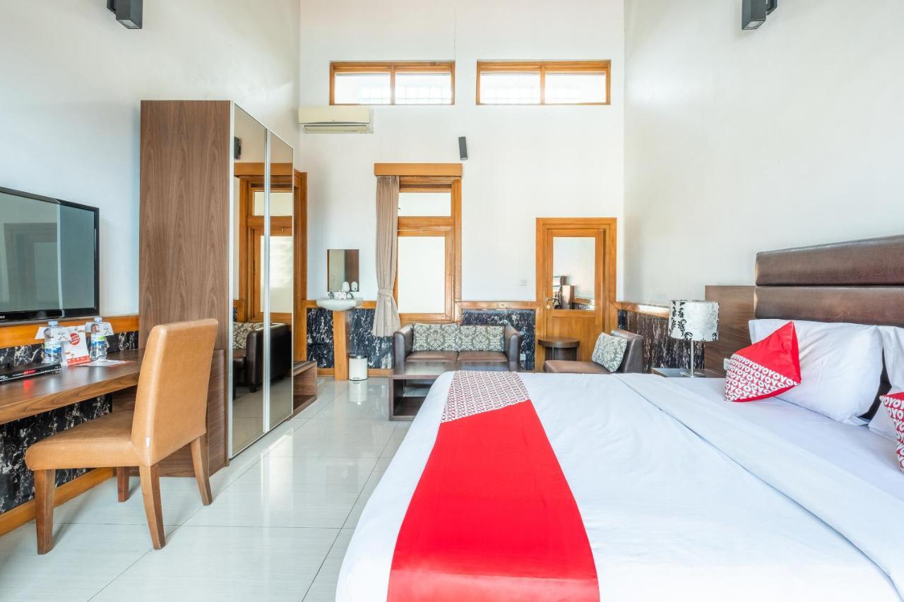 Oyo 1210 Nice Guesthouse Bandung Exterior foto
